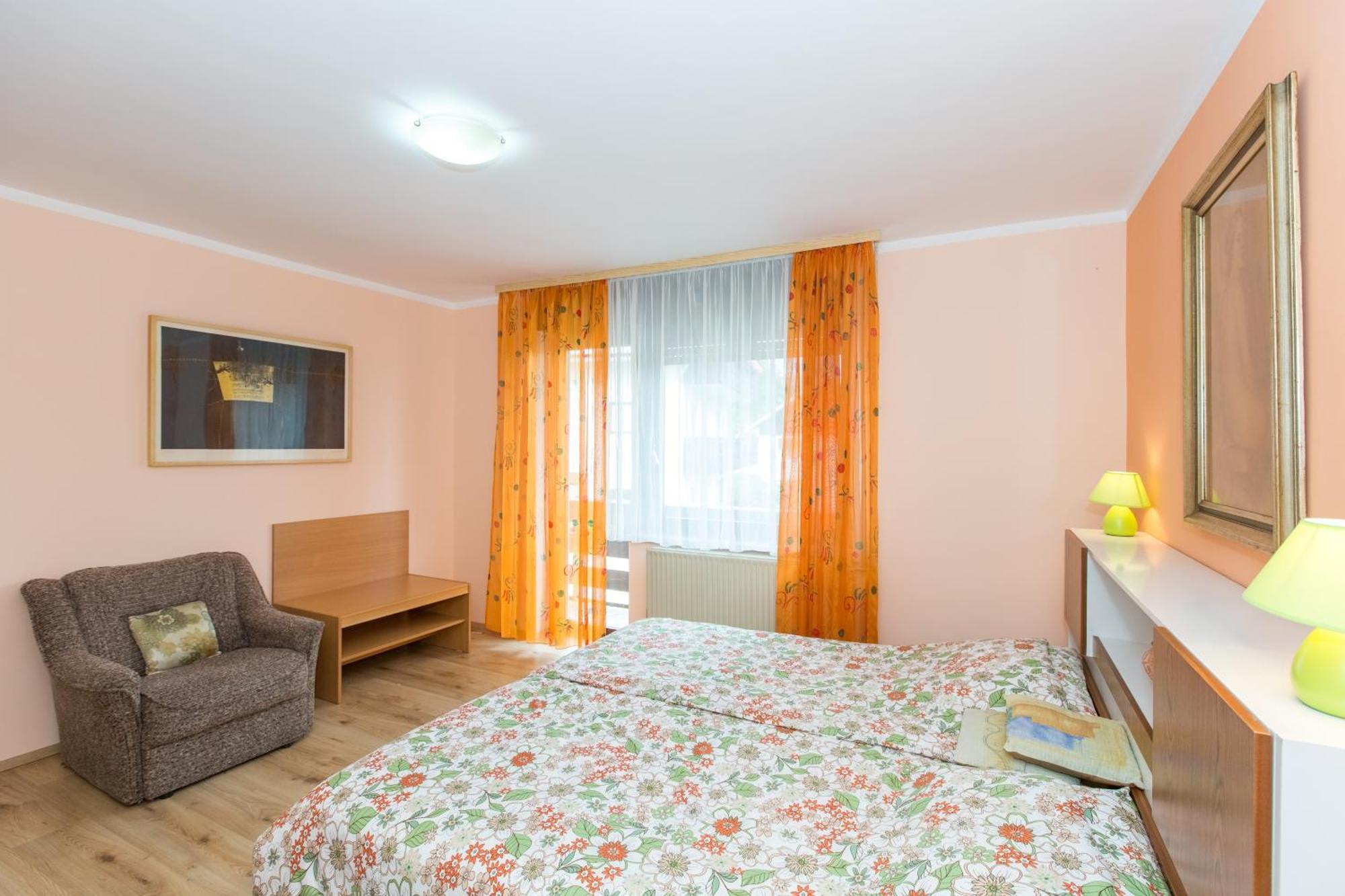 Apartman Ina *