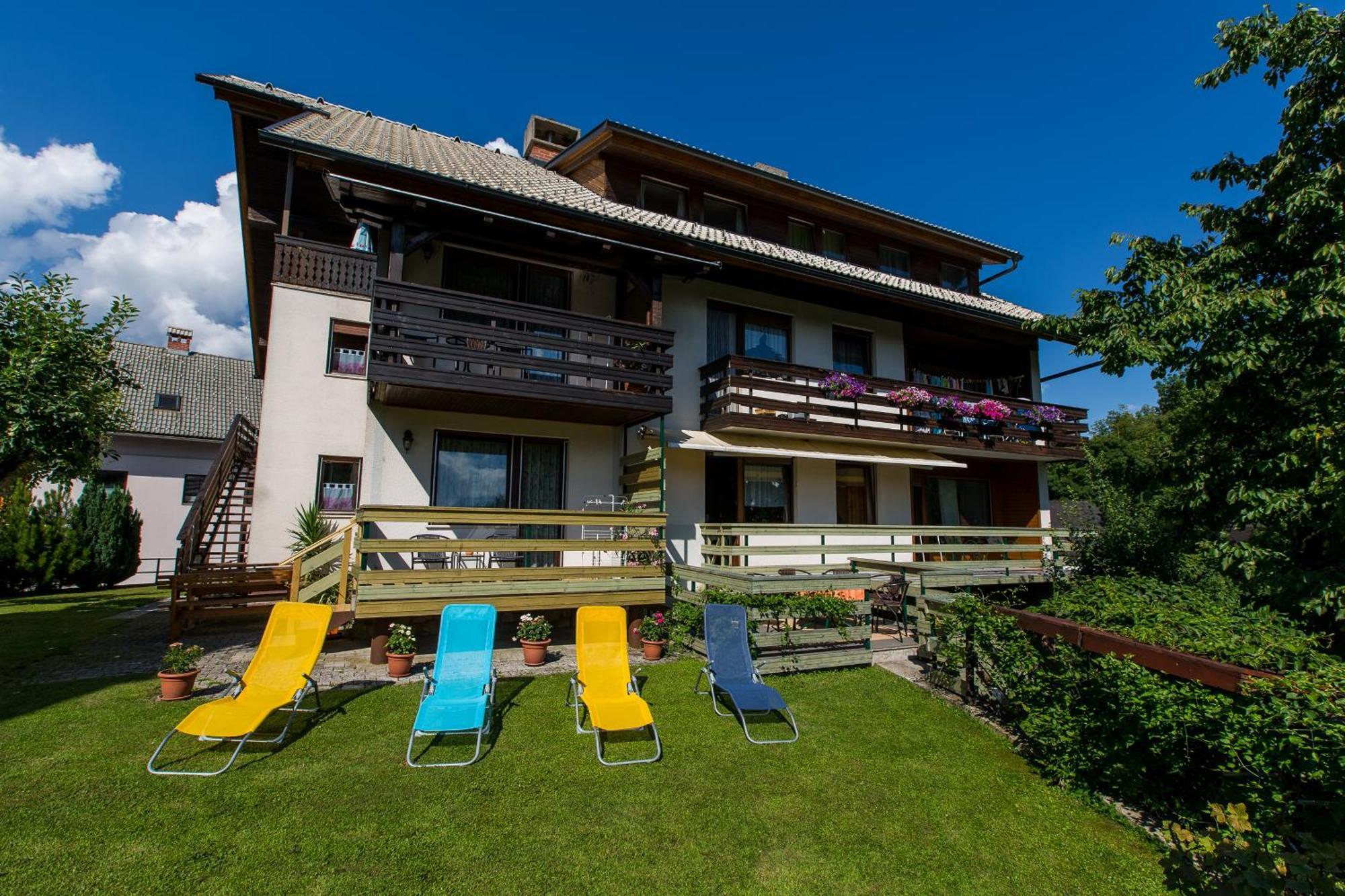 Apartman Ina *