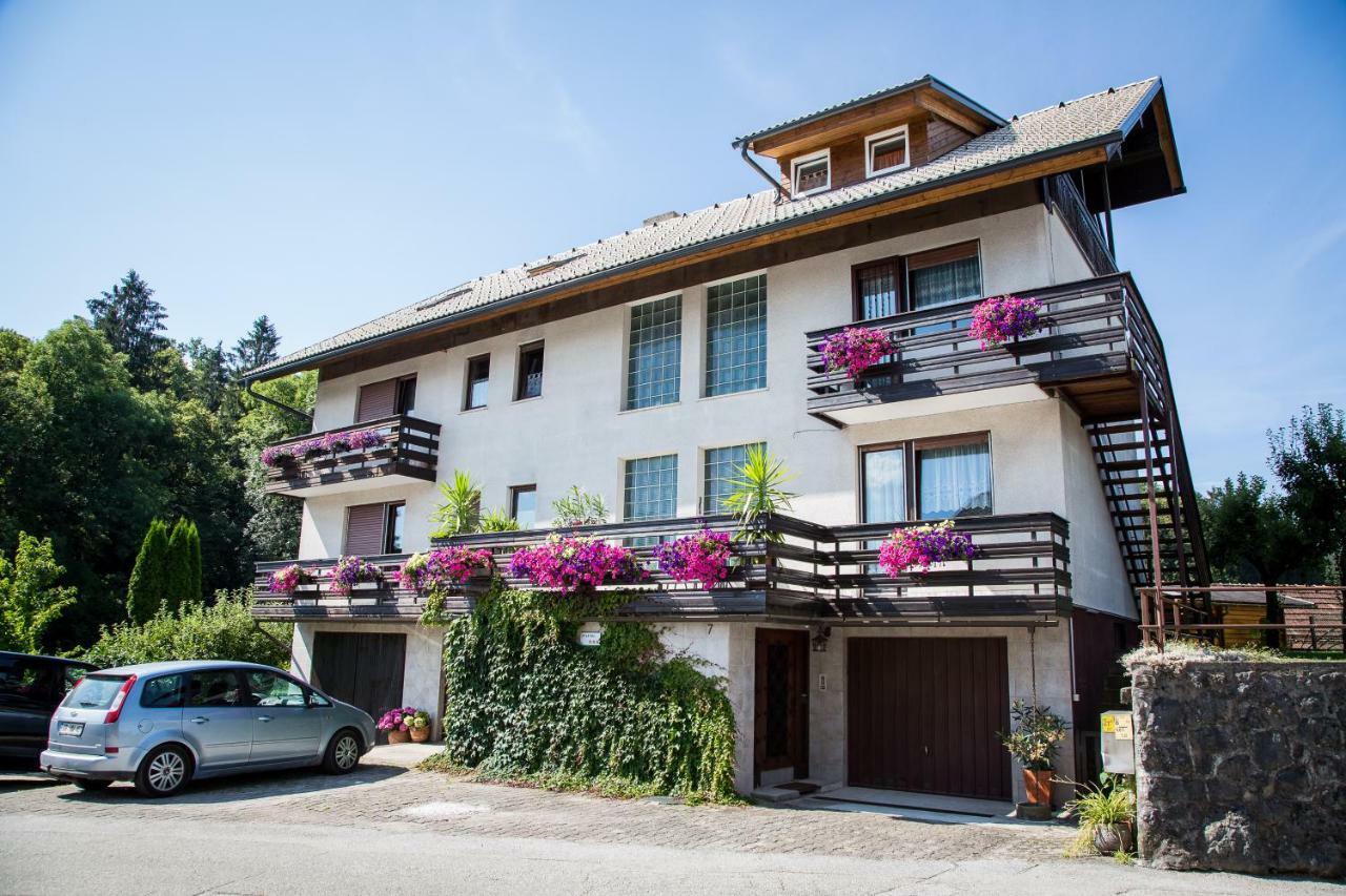 Apartment Ina *